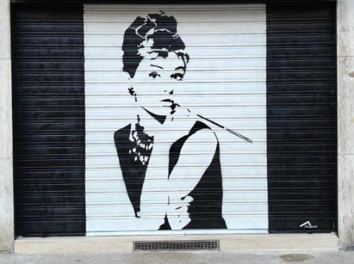 murales personalizzati milano nord italia graffiti su commissione street art Mostrami