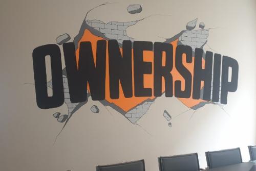 murales personalizzati milano nord italia graffiti su commissione street art Mostrami